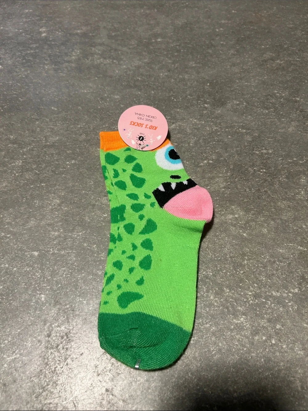 3 pairs of kids Halloween socks NWT size 7-8.5